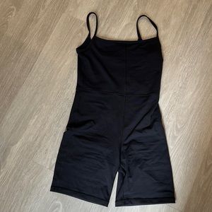 Divinity 7” romper Aritzia (Wilfred Free)